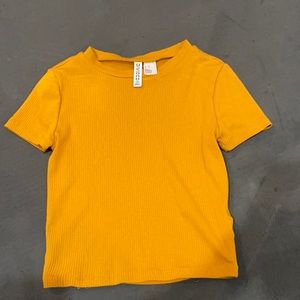 Orange cropped women’s XS top